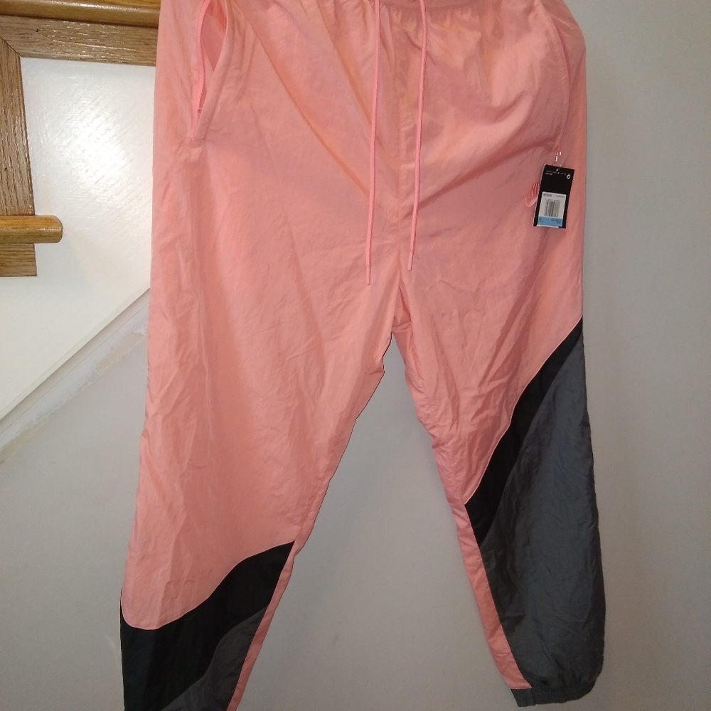 Nike Big swoosh pants